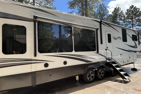 ZaneGreyRVVillage Rv Rentals