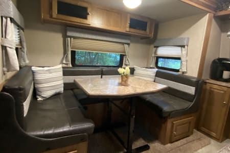 CedarlaneRVPark Rv Rentals