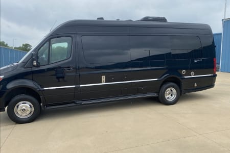 The ColonyRV rentals