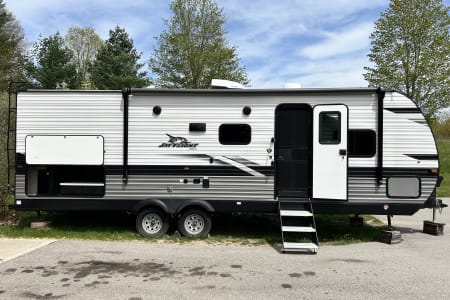 GridLifeMidWest Rv Rentals