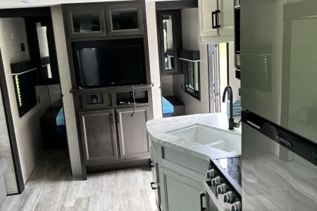 GridLifeMidWest Rv Rentals