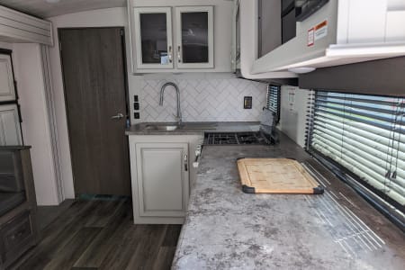 EmarLakesProvincialPark Rv Rentals