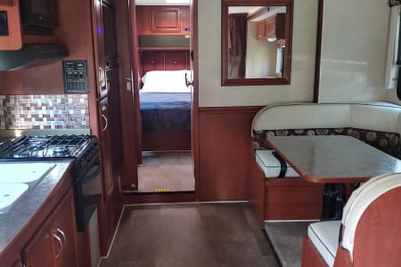 2016 Winnebago Minnie Winnie 31K Alaska