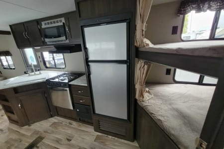 GoldenRV rentals