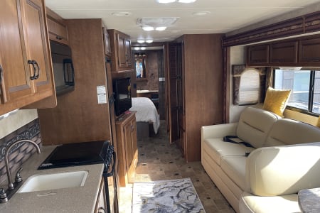 Beaumont TX Completely updated Thor Motorhome