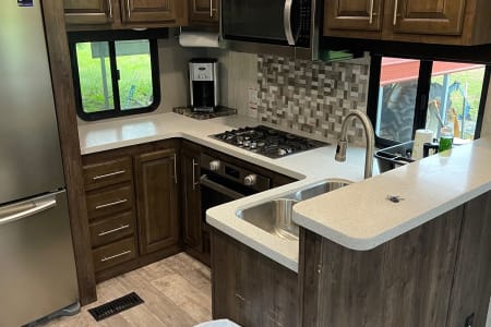 2019 Crossroads RV Cameo 3801-RK