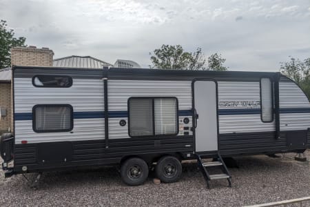 Comfy cozy 2020 Grey wolf Limited travel trailer