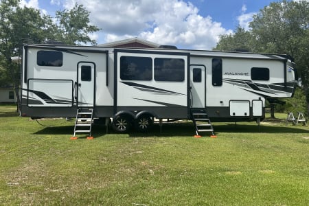 RobertsdaleRV rentals