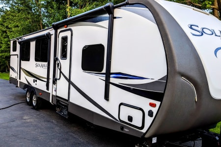 2018 Palomino Solaire - A home away from home!