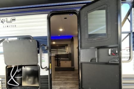 Live OakRV rentals