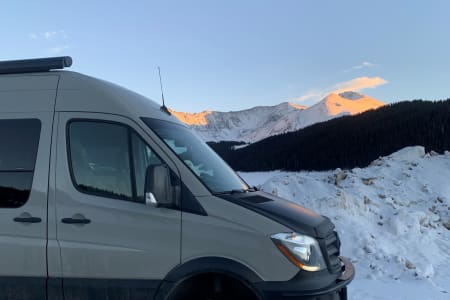 RV Rental reno,Nevada-(NV)