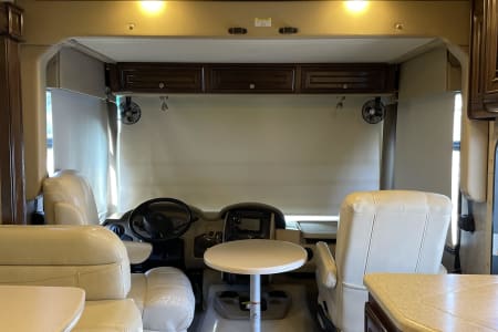 RV Rental riverside,California-(CA)