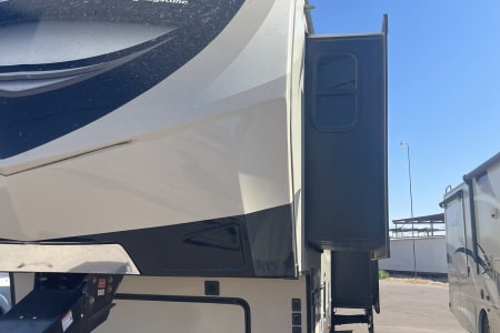 Apache JunctionRV rentals