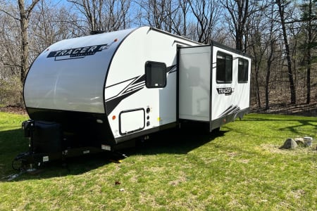 Mason MI Fireside RV's 2024 Prime Time Tracer 26BHSLE Bunkhouse - LMI1275 *
