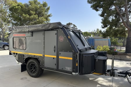 Ramona CA UEV 490 Overland trailer