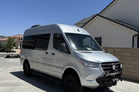 St. George UT Luxury Off-Road Adventure Van Near Zion National Park