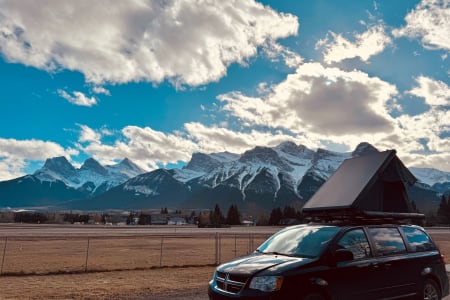 Camper-van rentals in Canmore