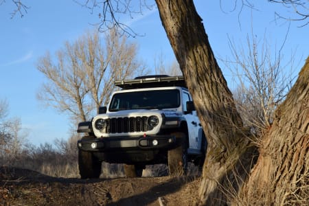 Idaho Falls ID 2024 Jeep Wrangler Rubicon w/ Roofnest Falcon RTT
