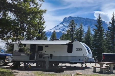 Travel-trailer rentals in Cochrane