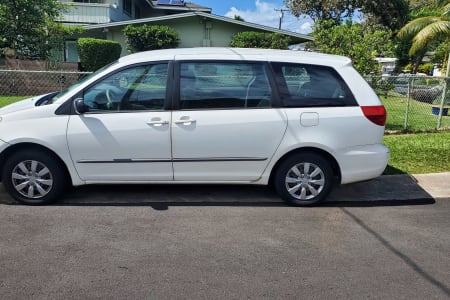 KANEOHE HI Toyota Sienna Beach Van - (Under 25 Okay)