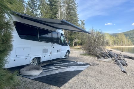 Class-C rentals in Sicamous