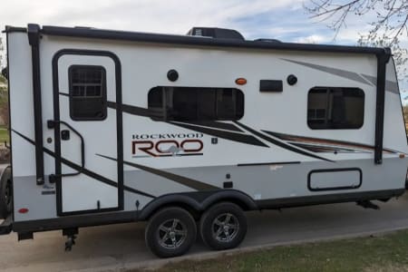 Folding-trailer rentals in Strathmore