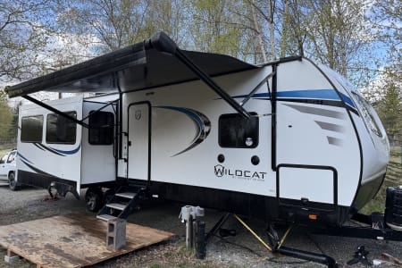 Wasilla AK Forest River Wildcat with private bunk rook
