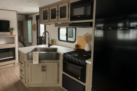 Quinte West ON Paradise in wheels