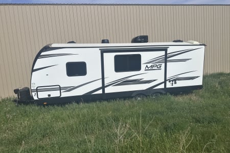 Travel-trailer rentals in Aldersyde