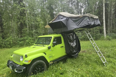 Fairbanks AK 2021 Jeep Wrangler 4xE w/ Rooftop Tent
