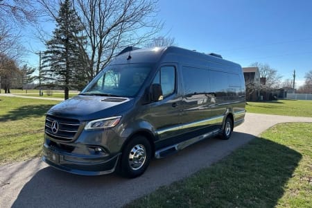 Moraine OH 2023 Grech RV Strada-ion Lounge