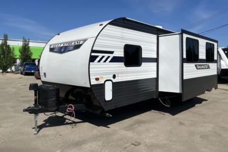 Travel-trailer rentals in Grande Prairie