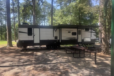 Hot Springs AR 2021 HIDEOUT 32FBTS TRIPLE SLIDE REAR MASTER BUNKHOUSE