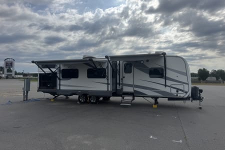 Hot Springs AR OPEN RANGE 328BHS BUNKHOUSE 1.5 BATH KING MASTER SUITE 4 SLIDEOUTS