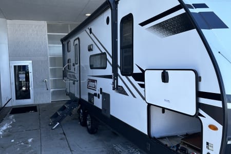 Saint Cloud MN Dailys Coleman Dutchman Light Camper