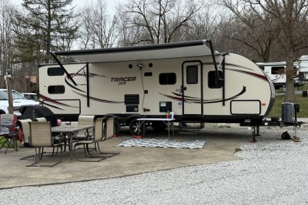 Barberton OH Skye Tracer - 32ft Travel Trailer