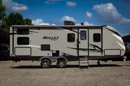 Round Rock TX 2020 Keystone Bullet 243BHS