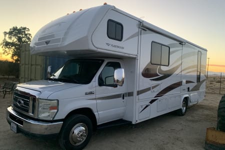 Tehachapi CA Fleetwood Jamboree Sport 28Z