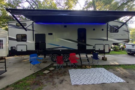 Interlachen FL Home away from home with Everything you need
