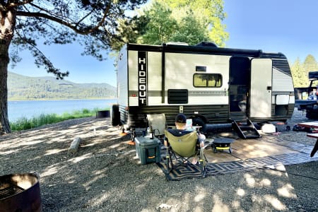Amity OR 2022 Keystone Hideout 176BH
