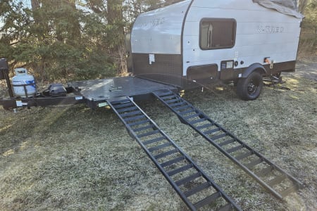 BELMONT MI Lite weight toy hauler-storage platform