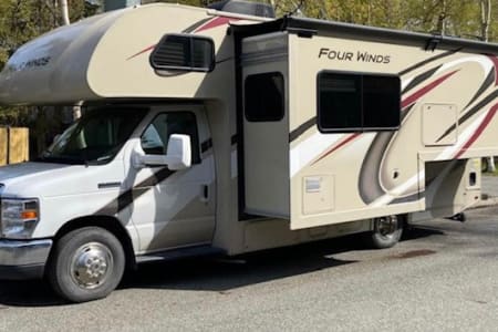 Wasilla AK Easy-to-Drive 2019 Thor 24F – Pet-Friendly, Sleeps 5, Adventure Ready!