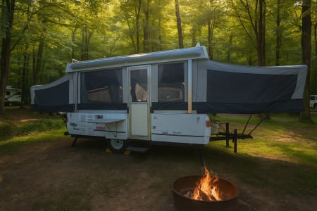 Eureka MI Classic Coleman Pop-Up – Easy Setup & Spacious Comfort