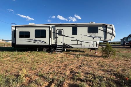 Edgewood NM Holiday Inn on WHEELS