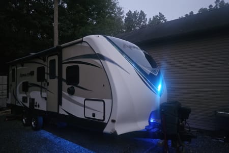 Pine Bush NY Dutchman travel trailer