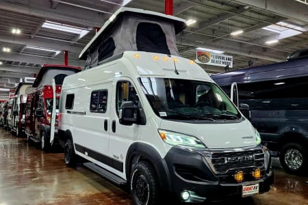 Tustin CA Brand New Adventure-Ready 2025 Winnebago Solis 59PX