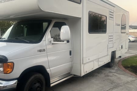 Huntington Beach CA Coachmen Freelander low miles