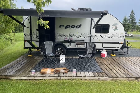 McHenry IL Tow, Go & Relax – 2022 RPod 196 Glamping Made Easy