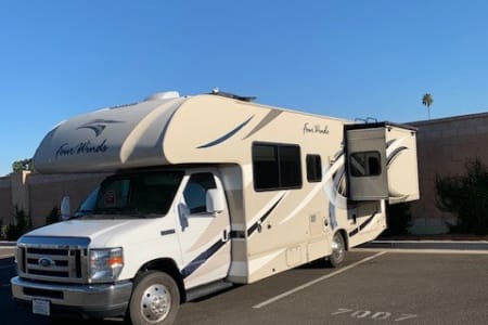 Roseville CA Thor Four Winds- Mid size family RV, sleeps 8