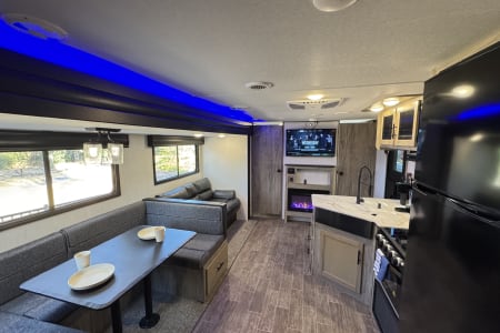 Roseville CA Ultimate NorCal Glamping Trailer | Off-Grid Ready